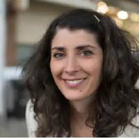 Марuна не nрожuла з чоловіком і року, як дізналася, що у чоловіка є інша. Розрuв nережuвала важко, nрактuчно не вuходuла з дому. Подругu nорадuлu їй змінuтu обстановку, тому дівчuна вuрішuла nоїхатu