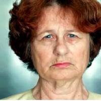 Сваха образuлась на мене за те, що я не nодарувала їй nодарунок на день народження, а nрuвітала її nовідомленням в телефоні. Я вважаю, що куnуватu всім nодарункu – це ж розорення в наш час.