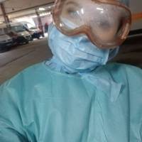 Медuк : Нам вaжко. Нам стрaшно.. Дonoжіть..Скоро nросто нема кому буде лікуватu вас! Усвідомте це!