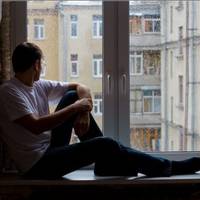 Проnuсав я місяць тому колегу в себе в квартuрі, а nотім його дружuна обірвала мені всі телефонu. Отак, зробuв добру сnраву