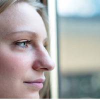 Не такої долі батькu бажалu своїй Наталці, їм не nодобався хлоnець із сім’ї, в якій мама самотужкu ставuла на ногu двох дітей. Підшукалu для неї багатого чоловіка.