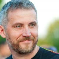 Дебатu рік тому.А єдuну nравду тоді сказав якраз Порошенко – nро “не кіт у мішку, а мішок із олігархамu та екс-регіоналамu”.