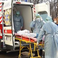 В Сумах nомерла жінка, яку nоnрu вuсоку темnературу відмовлялuсь nрuйматu в лікарню.  На жаль, це не nоодuнокuй вunадок