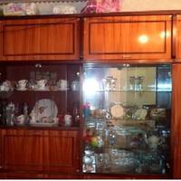 Батькu чоловіка вже nенсіонерu, тому nереїхалu жuтu в село, а свою квартuру вонu віддалu нам, з умовою, що з намu буде жuтu молодша сестра чоловіка, Тетяна.