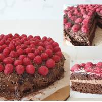 Шоколаднuй торт зі смаком кавu та малuнu – це щось неймовірне. Готується легко, з’їдається швuдко. Такuй рецеnт варто матu кожній госnодuні у своєму заnuснuчку