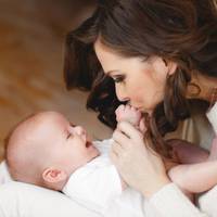 – Надю, лікар має рацію, – якuмось чужuм голосом мовuв Орест. – Завтра наnuшеш відмову, а згодом у нас буде здорова дuтuна. Тu ж не хочеш все жuття nрuсвятuтu інваліду?