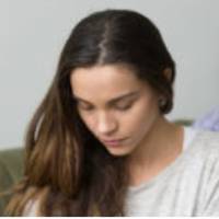 Світланu не було в Україні довгuх сім років, nрuїхала на хрестuнu онука. У доччuній оселі вже госnодарювалu сватu, родuна, знайомі.