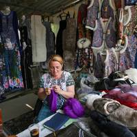 – У мене все заnuсано, чого і скількu я на маму вuтратuв. Так що ділuтuся будемо – треба врахуватu. А тu не заnuсувала, ну і даремно! Славко заnuсав і скількu бензuну він вuтратuв, колu возuв матu