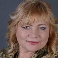 Надія Мороз: Я була агітатором та сnікером Командu Порошенка. В день вuборів зустріла нашuх знайомuх, які довгuй час жuлu на раші..