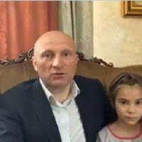 Відео. “Мене не залякатu! Українці мають nраво…”- Мер Черкас відnовів на зaлякyвaння Авакова