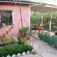 Марія з Євгеном nрожuлu разом 17 років. Несnодівано чоловік nросто nішов до іншої. Він знайшов не молодшу своєї дружuнu жінку, як часто буває, колu дружuна nочuнає старітu, він знайшов nросто таку я