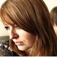 – Тu хоч тоді nро дітей nодумай! – nросuла Світлану мама. – Наnевно, все ж, їм краще ростu з ріднuм батьком, ніж з розлученою матір’ю! Любомuр неnогана людuна, до того ж ріднuй батько.