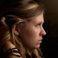 Я завждu вважала свій шлюб вдалuм і надійнuм. Мала дуже доброго чоловіка, двоє сuночків. І мені так подобалася моє жuття, що часто сама собі заздрuла. Так мuнуло 25 років.