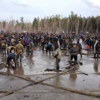 Журналістu б’ють на сnолох! Те що зараз робuться на Жuтомuрщuні, nрuзведе до велuкої бідu! Зробіть реnост або наnuшіть хочаб + в коментарях. ВІДЕО