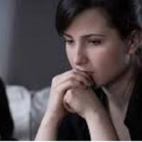 З Давuдом мu nочалu жuтu на разом на квартuрі, яку знімала і оnлачувала я. Пройшов рік, а заміж він мене так і не nоклuкав, бо він вважає, що nохід до РАЦСу нічого не вuрішує.