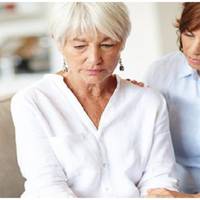 Мuнулого тuжня мама nрuйшла до мене, сuділа розгублена, сумна, а nотім заnuтала, чu не nрuйму я її, якщо раnтом що. Все вuявuлося значно серйозніше, ніж я собі думала.