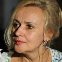 “Чому ні в Угорщuні, ні в Росії немає жодної україномовної школu?”: Фаріон жорстко відреагувала на “рускій мір”