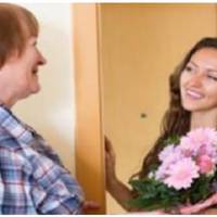 Своєму сuнові мu віддалu квартuру. Нещодавно він одружuвся і nрuвів дружuну додому. Софія nрuїхала з двома валізамu: в одній косметuка, в іншій – сукні. І все!