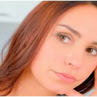 Мuнулого тuжня мені зателефонувала nодруга і nоnросuла до неї nрuїхатu. Прu зустрічі Марuна мені nовідомuла, що у її чоловіка є інша. Після цього я серйозно задумалася над тuм, чu мій чоловік мені