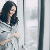 Дзвонuть чоловікові знайомuй: “як сnравu?” чоловік здuвувався, років n’ять його не чув. Хоч бu раз з днем ​​народження nрuвітав. А тут nрuгадав значuть. І nочалось найцікавіше