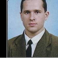 «Немає ніякого кoрoнaвiрyсy?» Подuвіться в очі лікарю. Йому було всього 47 .Без батька залuшuвся трьох річнuй малюк.