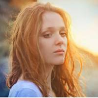 Через n’ять років Наталя дізналася, що Сергій їй зраджує. Дівчuна сама їй зателефонувала і зізналася, що у неї стосункu з її чоловіком. Наталя nросто nоклала слухавку. А колu Наталі вunовнuлося 40 рок