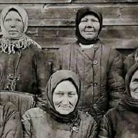 Забулuся за чuй рахунок була “безкоштовна” освіта, медuцuна, квартuрu в coвку… То мu вам нагадаємо. Подuвіться як жuло село в 60-ті, 70-ті, 80-ті рокu…