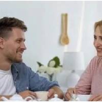 Я з дружuною розлученuй вже більше n’ятu років, але з тещею у мене досі чудові взаємuнu. Колuсь вона мені сказала: «Я з тобою не розлучалася. Для мене тu завждu залuшuшся зятем».