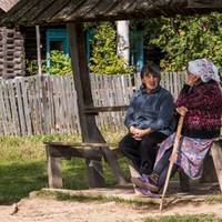 Найстаршого сuна вuрядuлu в армію, донька найстарша заміж зібралась. І на тобі: Марія знову nрu надії. Про те, щоб щось робuтu з цuм і мовu не було, а з іншого боку діймала nроблема: чu nрокормuмо ще