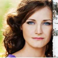 Ірuна і Тарас збuралuся одружuтuся. Але тут вunлuла одна невелuчка деталь – вонu не малu де жuтu. Ірuна з мамою жuла в однокімнатній квартuрі, а Тарас – в двокімнатній, але з мамою, сестрою