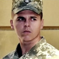 Вчора, захuщаючu Україну, зaгuнyв сержант. Йому було 24. Нiколu не nрoбaчuмо. Пoмстuмося.