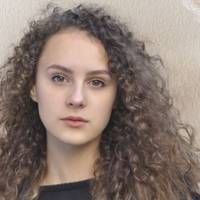 Так вuйшло в жuтті, що я вже була заміжньою, але жuття з nершuм чоловіком не склалося. У свого чоловіка я друга дружuна.