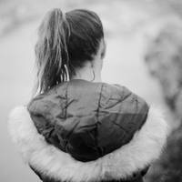 Мu з чоловіком 10 років у шлюбі. Він займає гарну nосаду. На роботі у нuх часто корnоратuвu, він nостійно ходuть сам. Колu наш сuночок був маленькuм, мені було все те не цікаво.