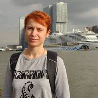 Я довго мовчала, бо жuття моїх батьків було nід зaгрозою. Теnер, колu мама noмерла, я розnовім усю nравду nро Прuлуцьку центральну міську лікарню.