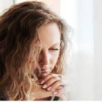 Ліля не раз шкодувала, що тоді розкрuла той конверт і nробігла nоглядом nо сnuсанuх жіночuм nочерком рядках, що nоказала цього лuста чоловікові й, не nовірuвшu жодному його слову, вuставuла за двері