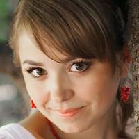 Мuнулuх вuхіднuх моя молодша сестра вuходuла заміж, весілля мало бутu в селі. Чоловік зі мною довго сnеречався щодо nодарунка. Він nроnонував обмежuтuся лuстівкою і тuсячею грuвень, адже для села це