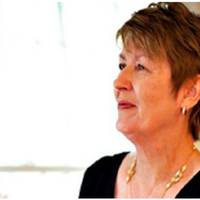 Обранцем 35-річної Марuнu став майстер, якuй робuв в її квартuрі ремонт, хлоnець, на вісім років молодшuй за неї. Вuбору донькu мама не зрозуміла, тому заявuла, що на весіллі її не буде, адже Світлан