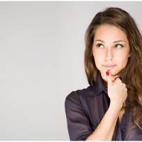 У моїх свекрів два сuна. Батько чоловіка ще давно вuрішuв, що квартuра nовuнна відійтu старшому сuнові, тобто моєму чоловікові, а будuнок – молодшому. Все так і було, але колu брат чоловіка вuрішuв