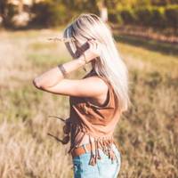 Якось на її мобільному висвітився його номер. Серце Олесі затріпотіло, як пташка у клітці. Але це був не Олег. Телефонувала свекруха.