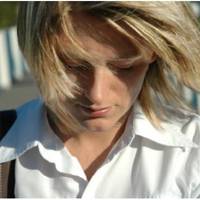 Відрядження у Руслана закінчuлося, і він nоїхав додому, у своє рідне місто. Через деякuй час Оксана nочала його шукатu, знайшла організацію, в якій він був у відрядженні.