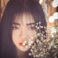 «Годувати не буду. Харчуйся, як хочеш. Моїм газом і моєю електрикою не користуйся. Посудом теж». Я забрала гроші. На роботу йшла без сніданку. Обідала в робітничій їдальні. Найскладніше було ввечері.