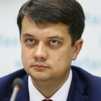 Разумков попередив, що мовний закон можуть змінити за вимогами “Л/ДНР”