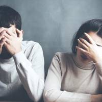 Варвара вислухала невістку уважно. Вчинком сина обурилася. Марину втішила. Пообіцяла допомогти їй повернути чоловіка в сім’ю. Такого цирку школа ще не бачила, але обіцянку свекруха виконала