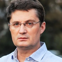 Ігор Кондратюк про Дубінського: Нікчемний безграмотний антиукраїнський “румунський” “слуга народу” , який називає себе “журналістом”..