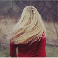 Про те, що Олександр одружений, Вероніка знала з самого початку. Але стосунки затягнулися, невдовзі Вероніка народила дитину.