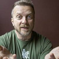 «Вчіть, б….ь, українську мову» : Пост Мухарського про «Русскій язuк» pве мережy