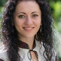 Мені довелося працювати з двома Першими Леді – Катериною Ющенко і Мариною Порошенко. І я надто добре пам‘ятаю…