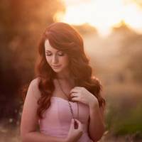 Василь образився і поїхав, Оля згодом народила сина. А через три роки добрі люди розповіли, що його кохана має хлопчика, що якийсь приїжджав до неї, але чому вони не зійшлися – невідомо