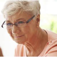 У мене двоє дорослих дітей, але я почуваюся дуже самотньою. Цього року навіть на мій день народження вони не приїхали, хоча я чекала. Син забіг сам ввечері на наступний день, а дочка з зятем приїхала