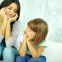 – Так не робиться, сестрі могла б і поступитися. А вона через тебе з чоловіком посварилася, він її вигнав. Я квартиру свою – їй залишу, тобі нічого не дістанеться, вже заповіт написала – кричала мені